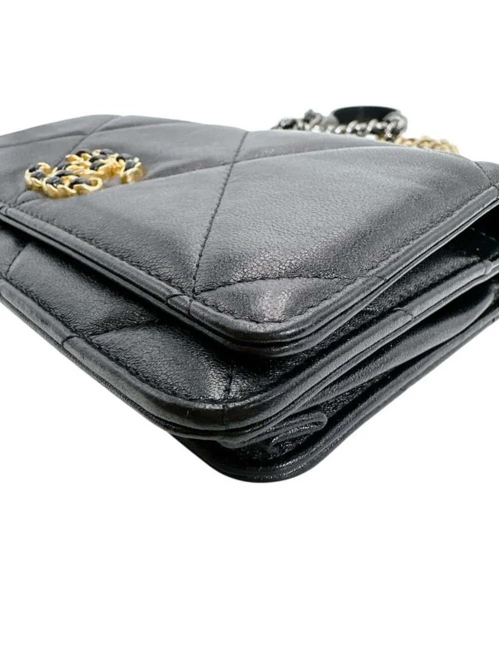 Chanel Lambskin Chain Wallet 19 Shoulder Bag Black